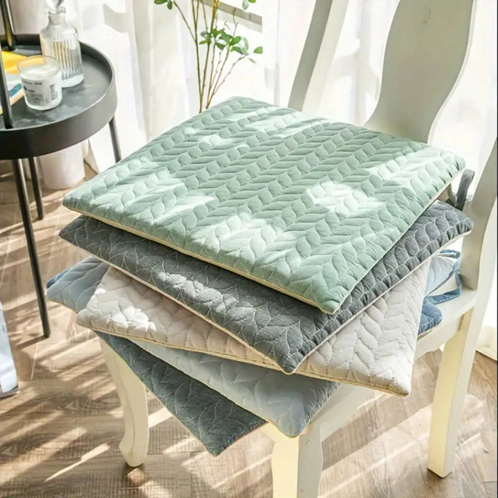 BowLift | Quilted Japanese-Inspired Seat Cushion