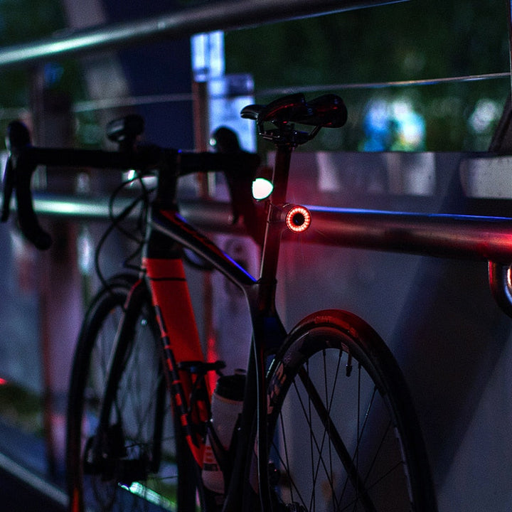 BowLift | Velaro Intelligent Bicycle Rear Light | Automatic Brake Light & Brightness Sensor | USB Rechargeable | Waterproof IPX4