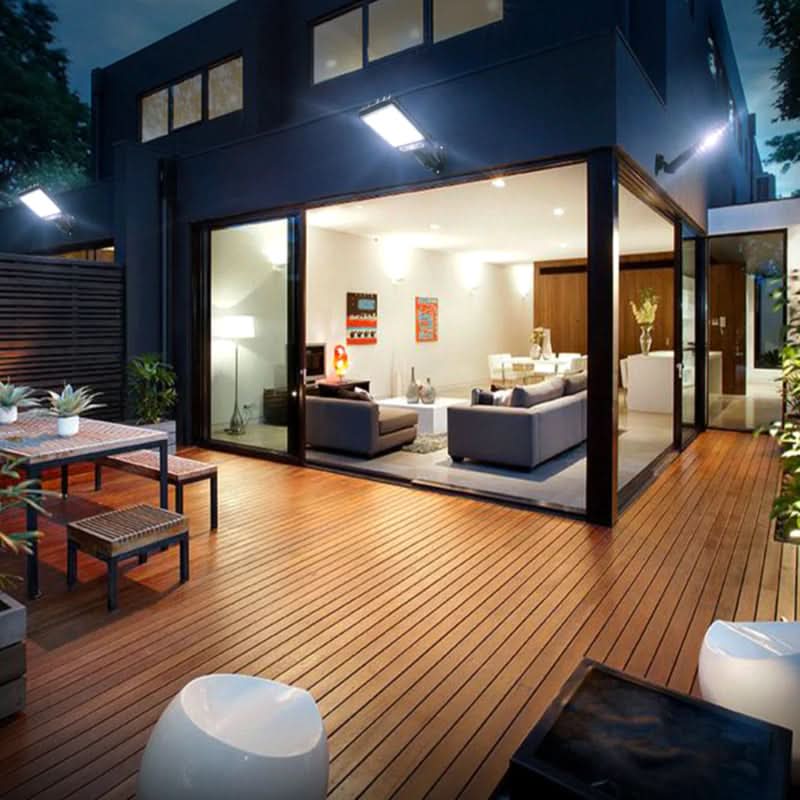 BowLift | Solar LED outdoor spotlight with motion sensor