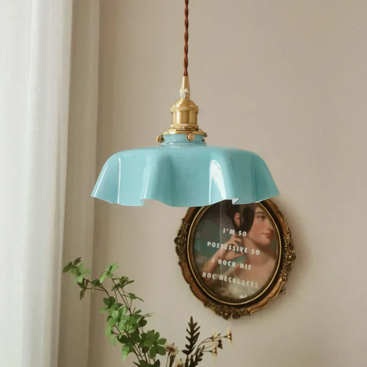 ArtisanGlow - Classic Brass Pendant Lamp for Stylish Lighting | Bowlift