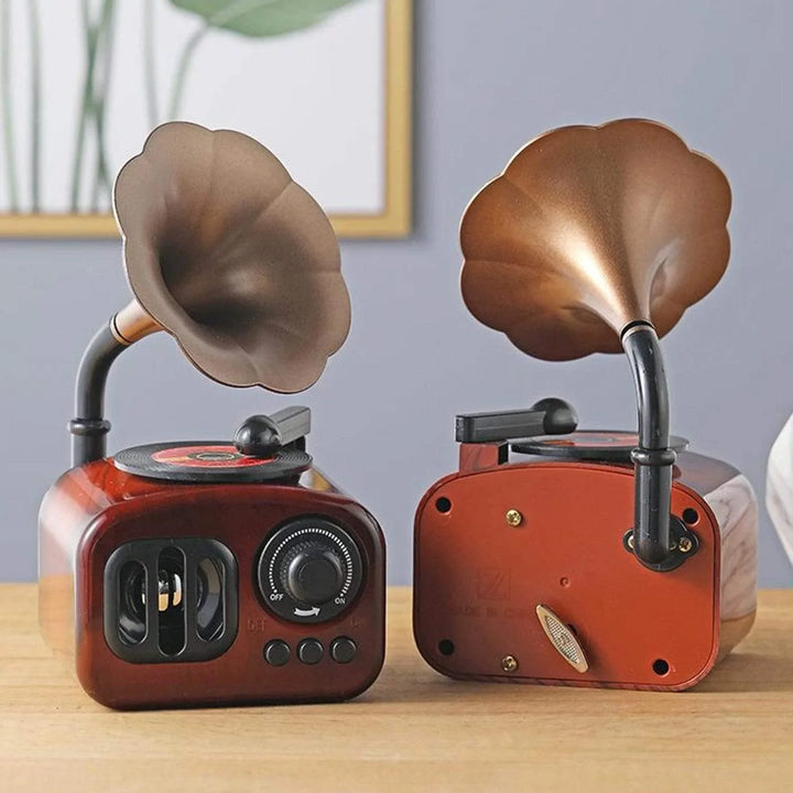 Retro Phonograph Music Box Bowlift