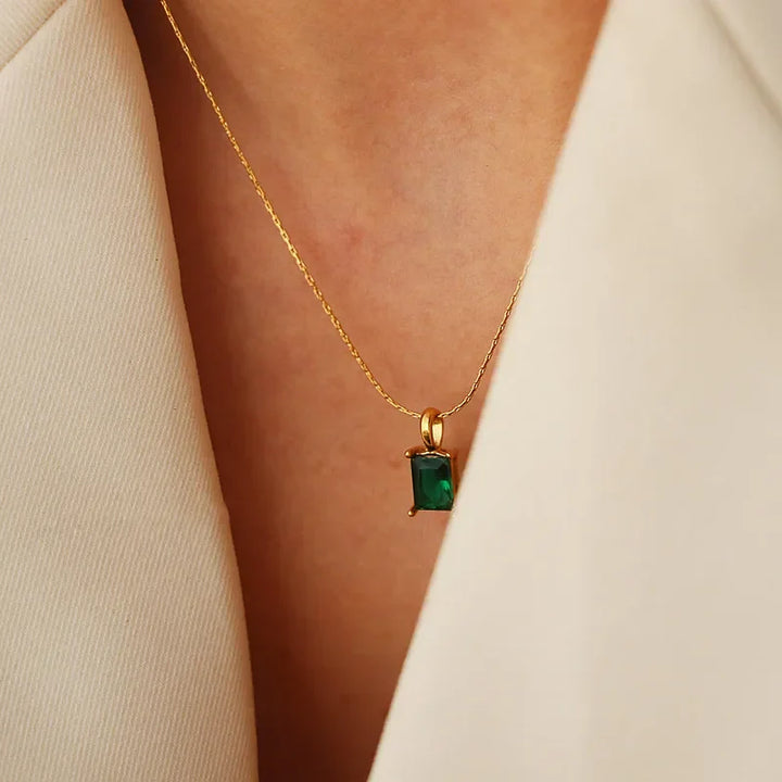 BowLift | Dainty Aurora Necklace