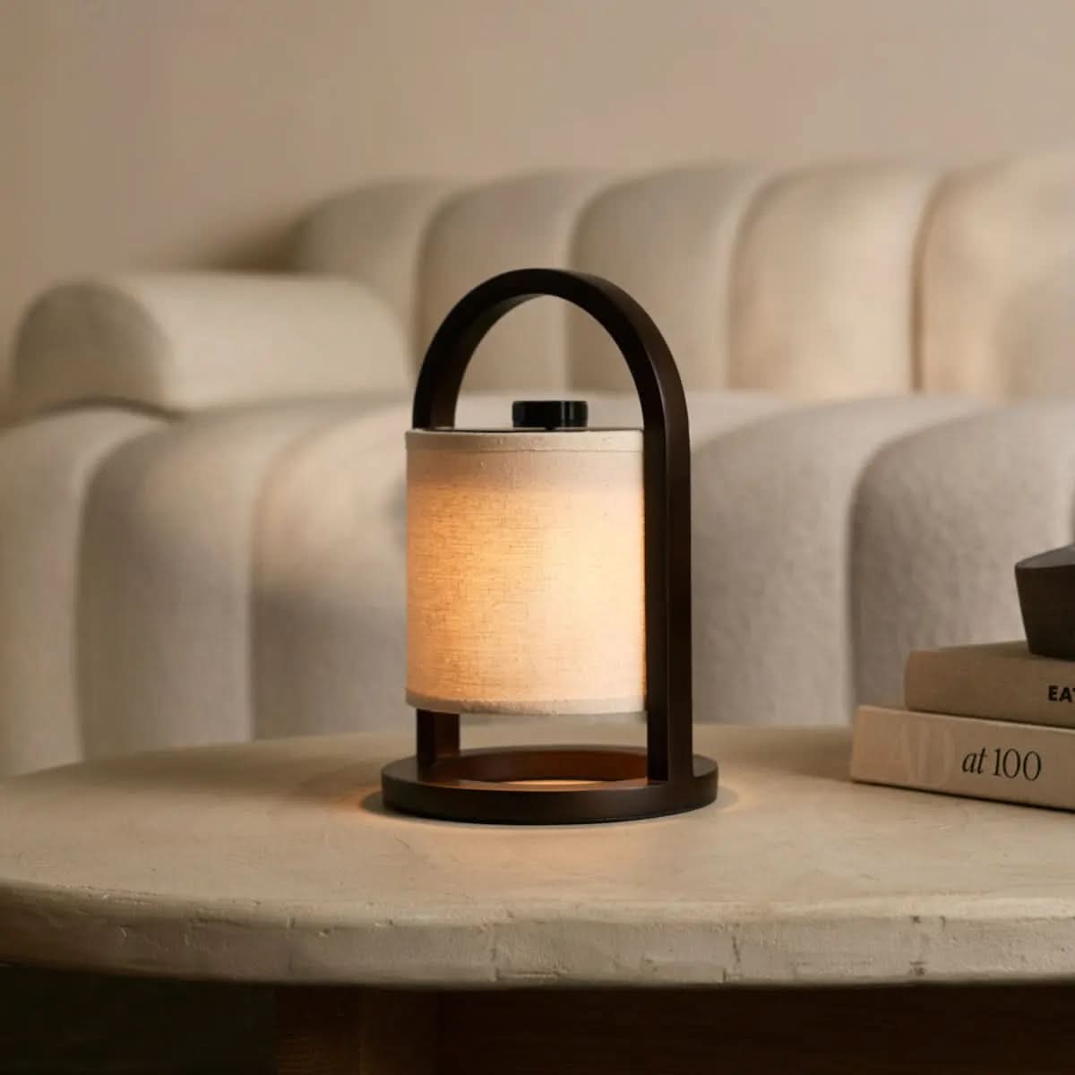 BowLift | LightWonder Wood – Cordless Table Lamp made of Natural Wood