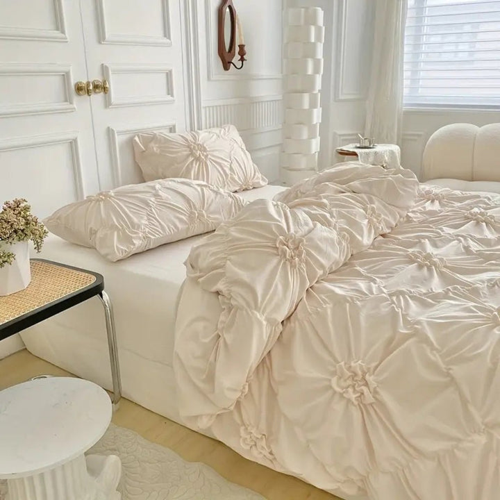 BowLift | Elegant Ruffle Duvet Cover Set with Floral Pattern