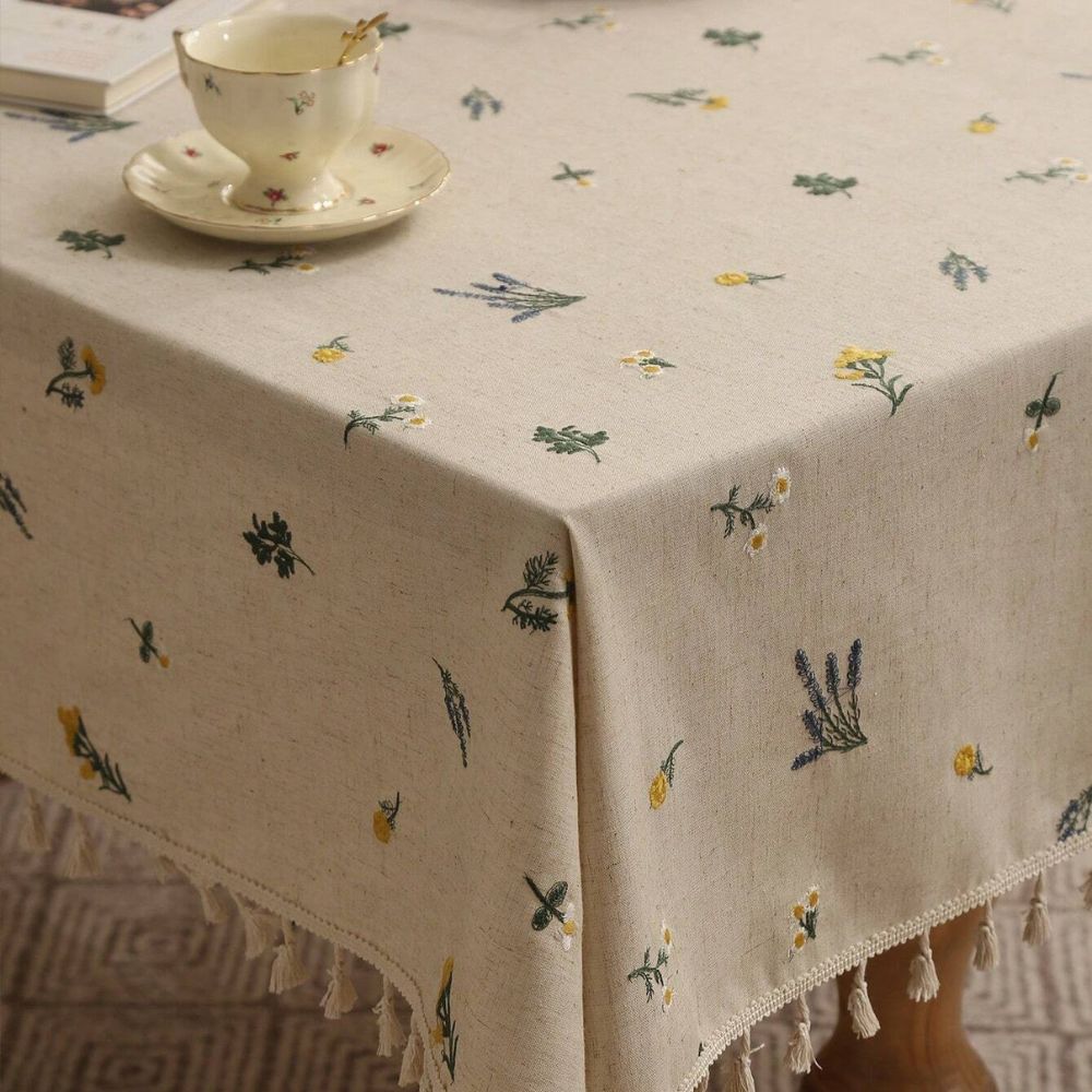 BowLift | Rustic Bloom Tassel Tablecloth