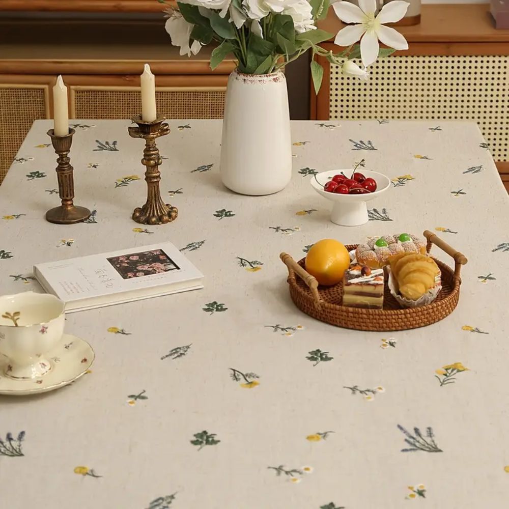 BowLift | Rustic Bloom Tassel Tablecloth