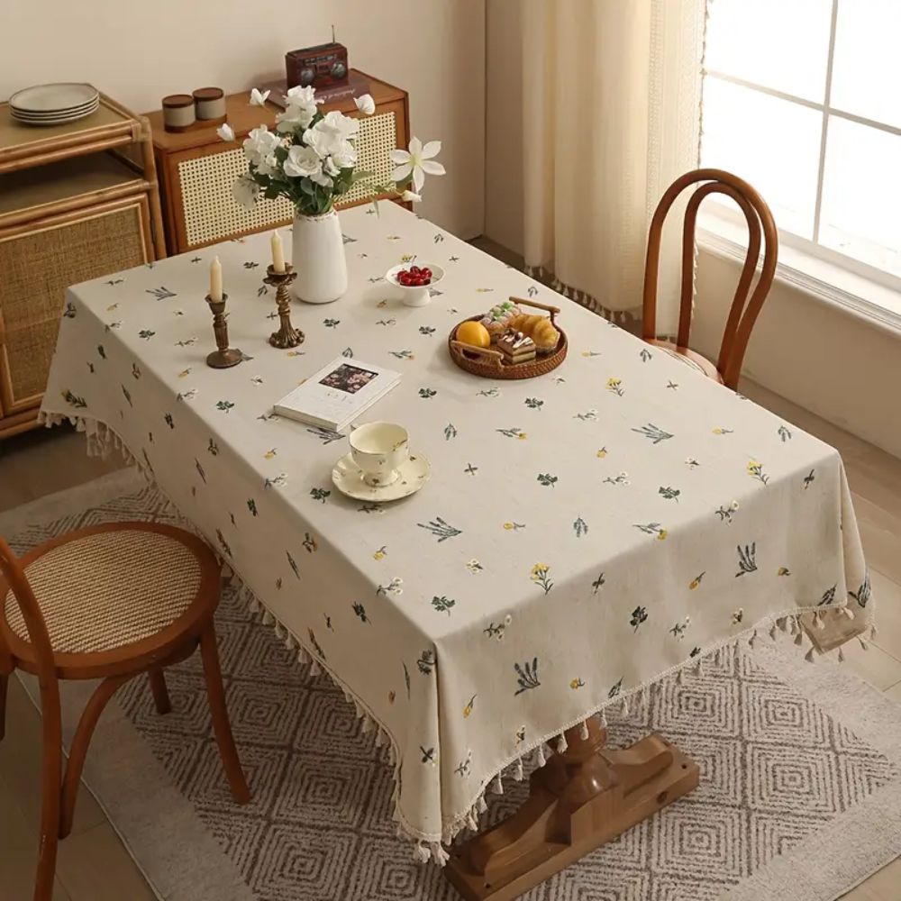 BowLift | Rustic Bloom Tassel Tablecloth