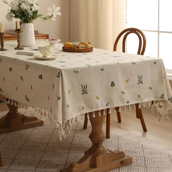 BowLift | Rustic Bloom Tassel Tablecloth