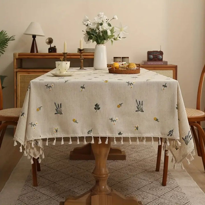 BowLift | Rustic Bloom Tassel Tablecloth