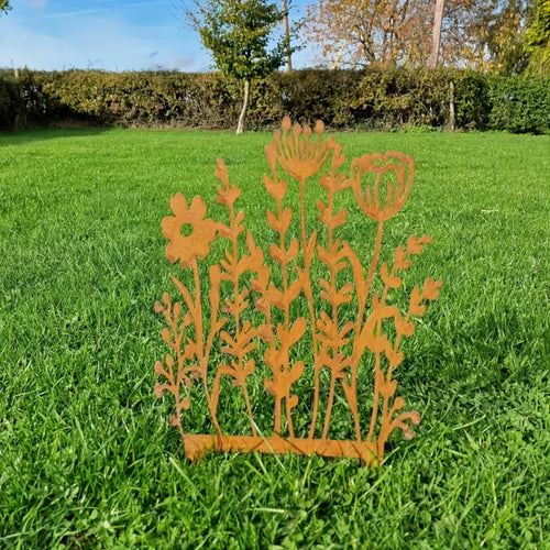 BowLift | FLORAVINTA Metal Garden Stake Wildflower | Rust Look Vintage Yellow | For Beds, Pots & Walls | Handcrafted Country Style
