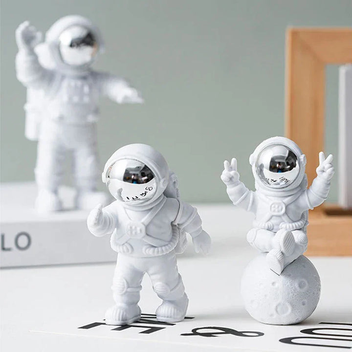 BowLift | Measure time in the company of a cosmic hero
