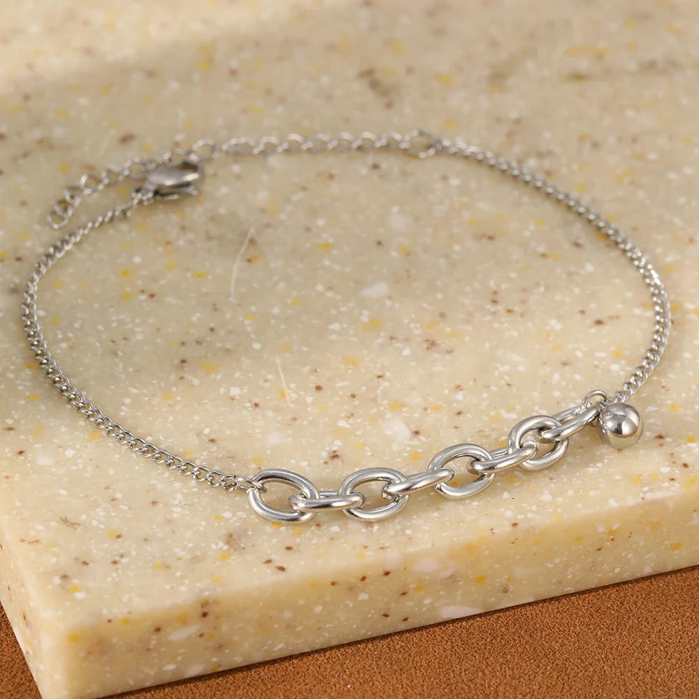 BowLift | Dainty Curb & Bold Paperclip Chain Bracelet