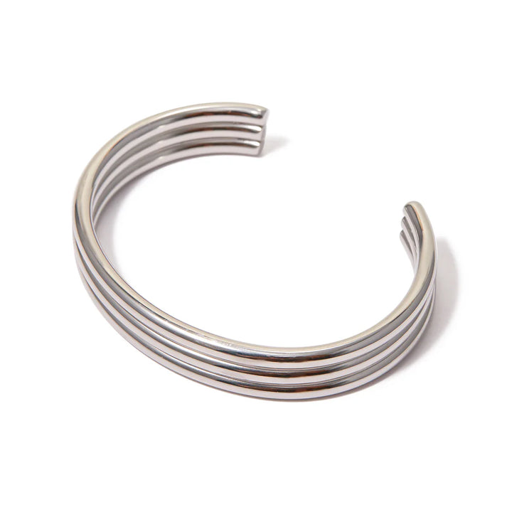 BowLift | 18k Triple Ribbed Bangle Bracelet