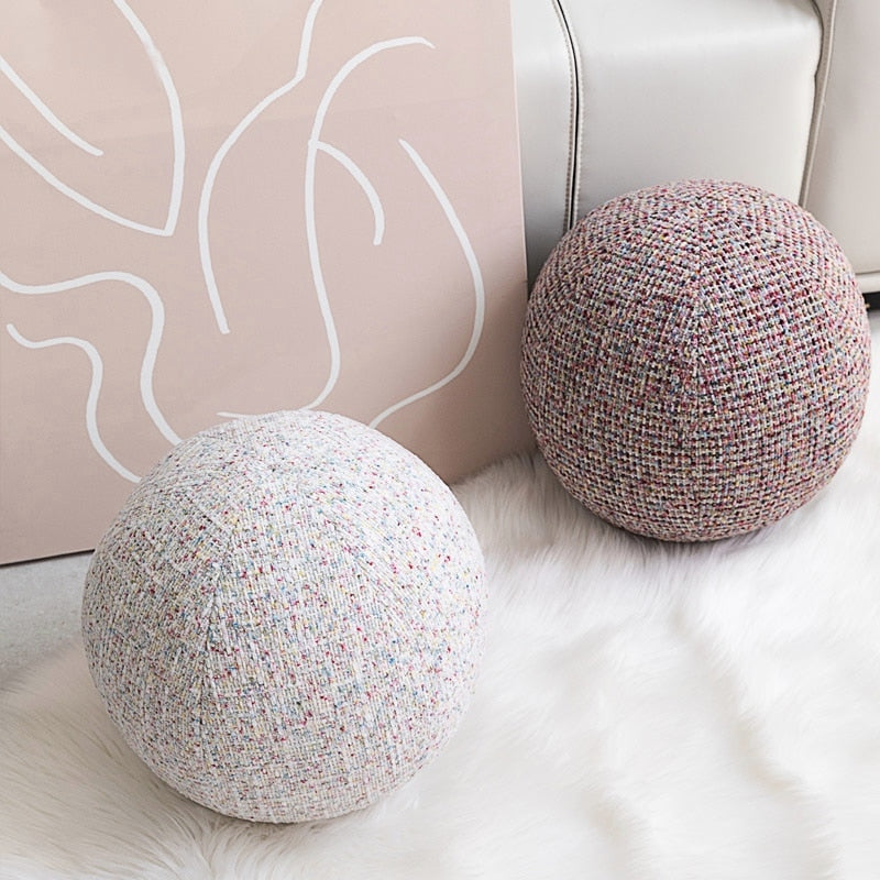 Tweed Globe Cushion | Bowlift