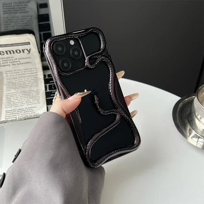 BowLift | Snake Wrap Retro Phone Case
