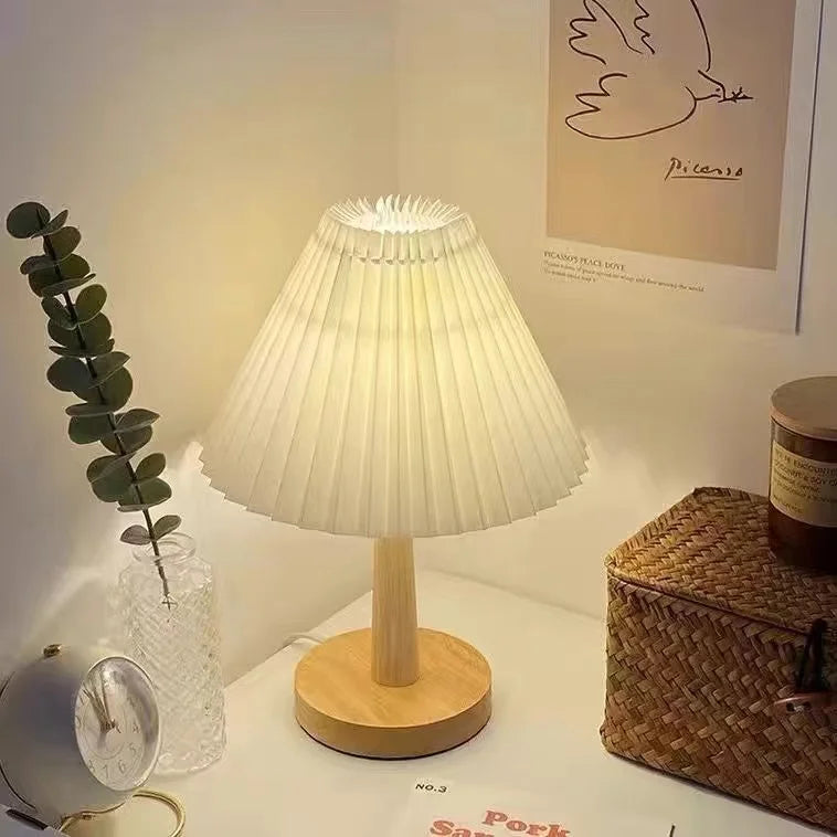 BowLift | Foldable Pleat Table Lamp - Stylish Foldable LED Table Lamp for Unique Interior Design