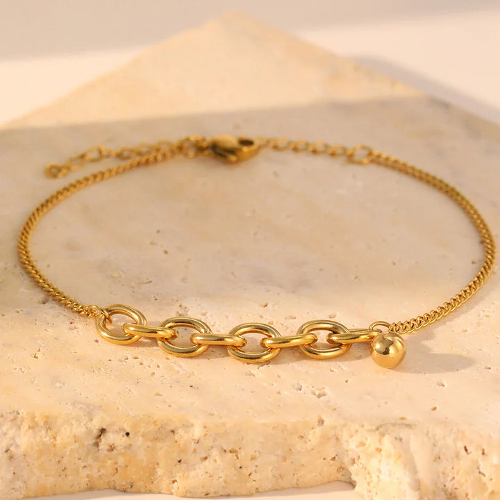 BowLift | Dainty Curb & Bold Paperclip Chain Bracelet