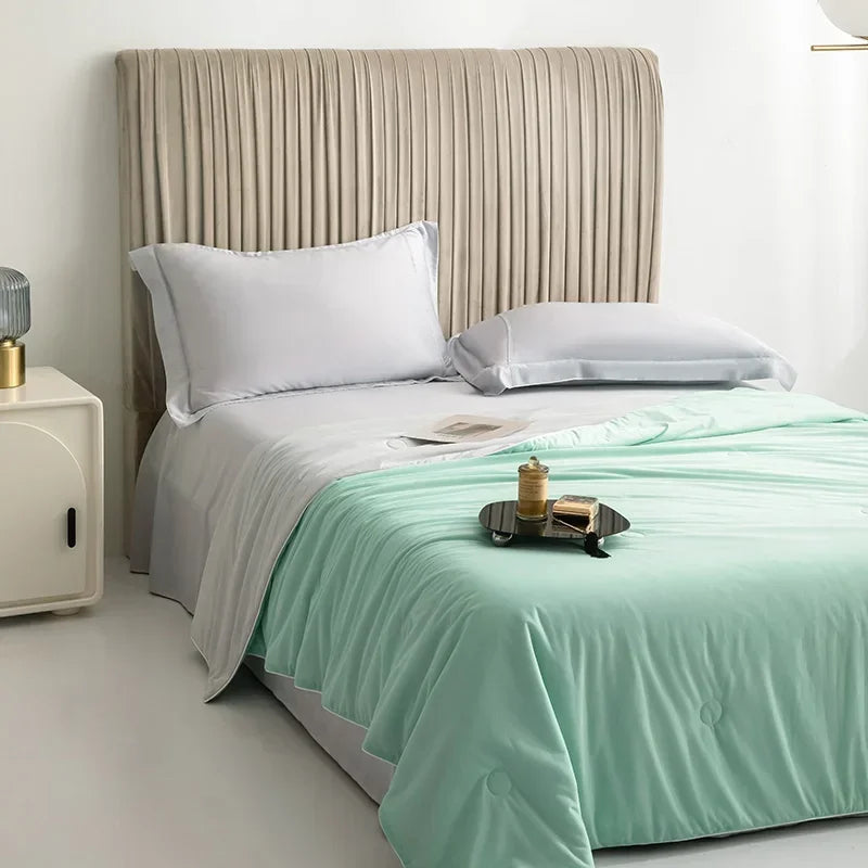 High-Quality Cooling Blanket – Smooth Air-Conditioning Comforter, Lightweight Summer Quilt with Double-Sided Cooling Fabric | Bowlift