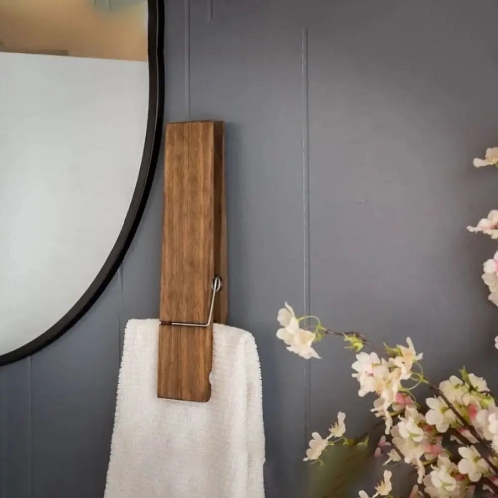 BowLift | Elegant Towel Clip for Stylish Bathrooms – Easy to Install