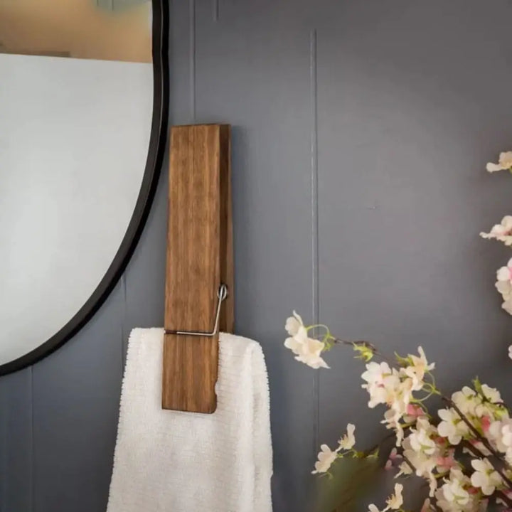 BowLift | Elegant Towel Clip for Stylish Bathrooms – Easy to Install