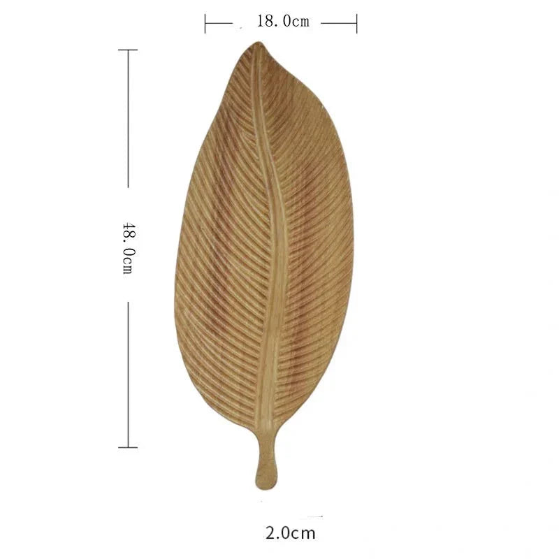 Leaf-shaped fruit plate