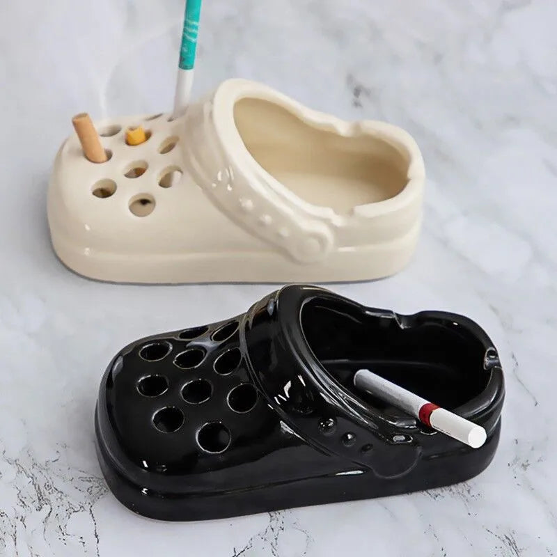 BowLift | Sandal Art Ceramic Ashtray