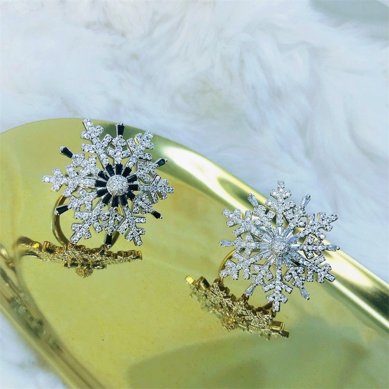BowLift | Winter Snowflake Rotating Ring