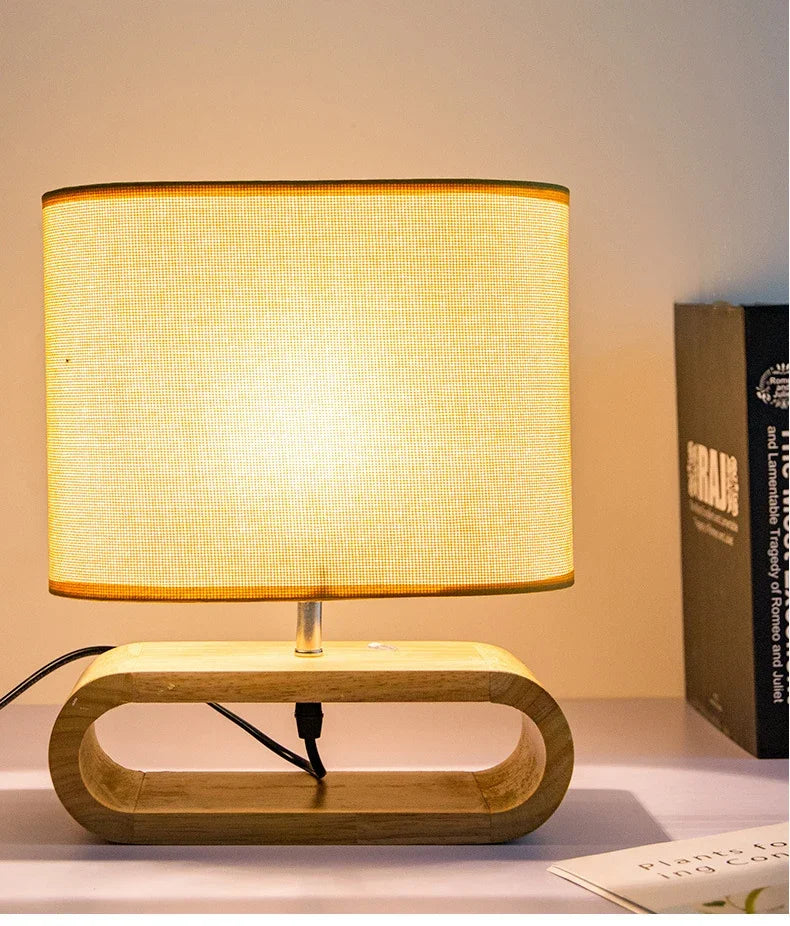 BowLift | Modern desk lamp with a luxurious wooden finish