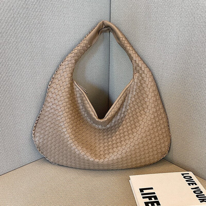BowLift | Elegant Leather Shoulder Bag
