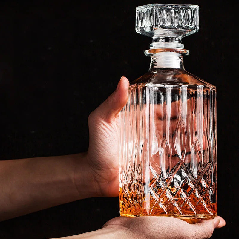 Spirit Glass Decanters Bowlift
