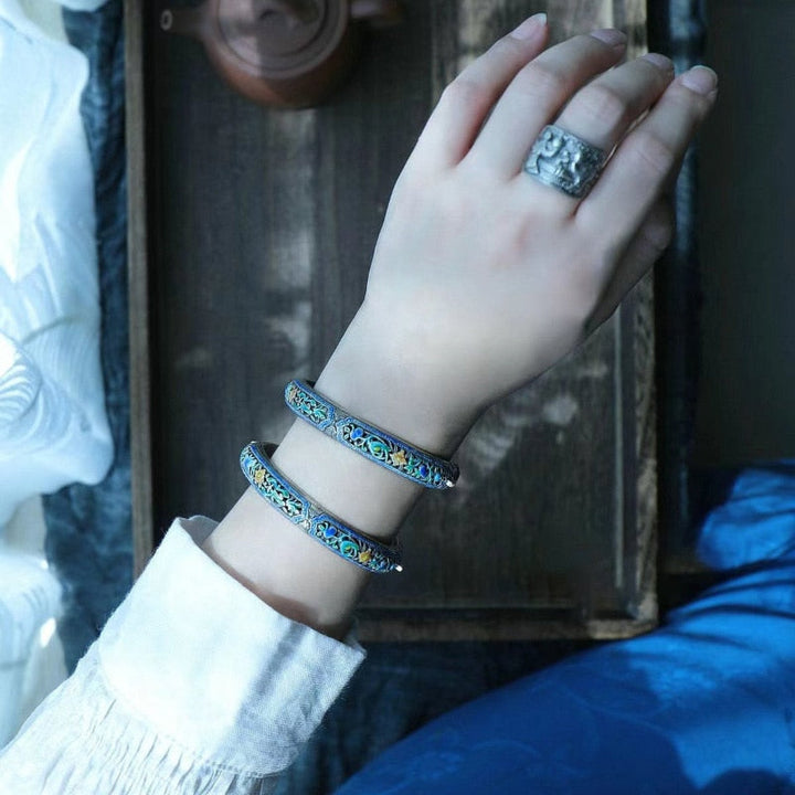 BowLift | Memorable Snap-On Charm Bracelet