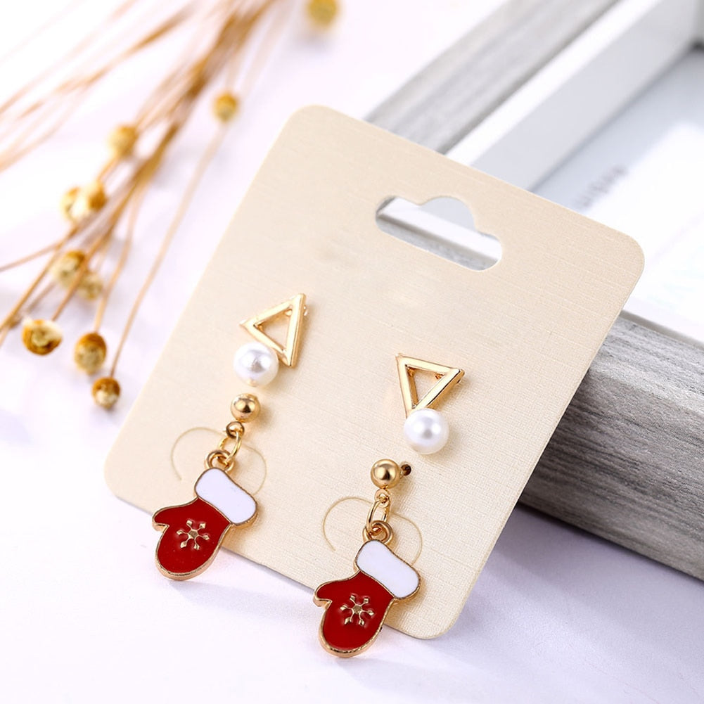 BowLift | Charming Christmas Time Design Earrings