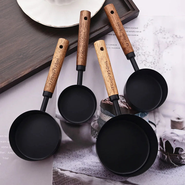 BowLift | Lyra Measuring Cups & Spoon Set