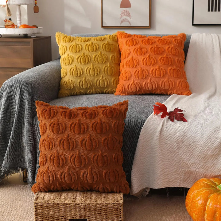 BowLift | Soft cushion cover made of faux fur for autumn decoration – RusticCozy (1+1 FREE)