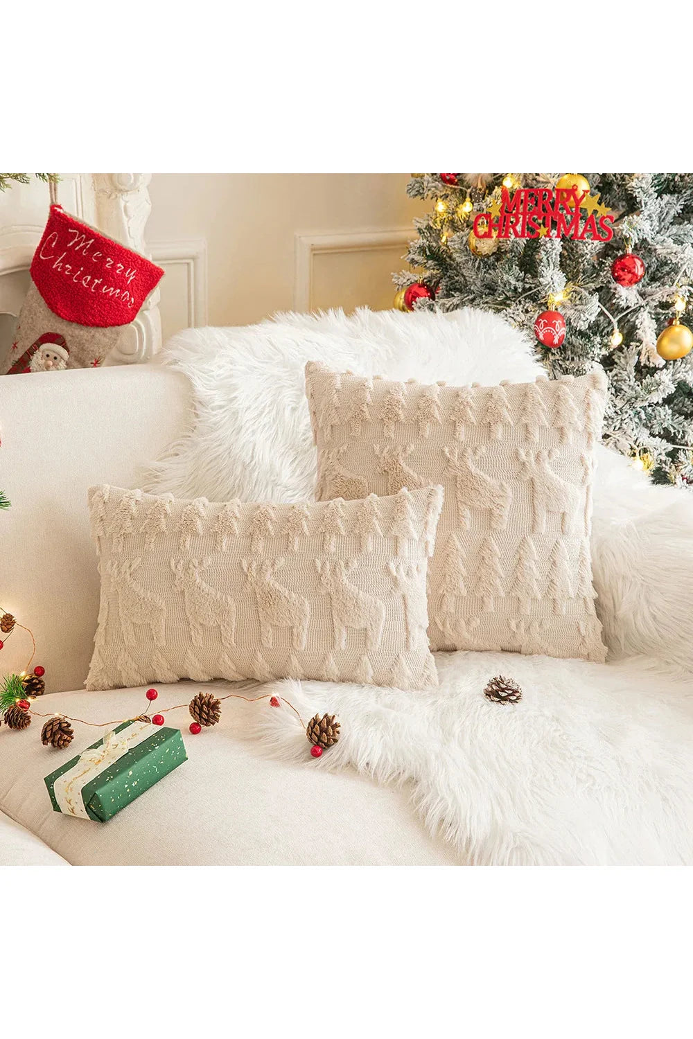 Plush Christmas pillowcase | Bowlift
