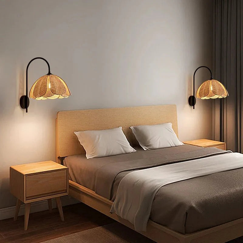 BowLift | LumaFlora - Elegant rattan wall lamp - Warm floral ambiance