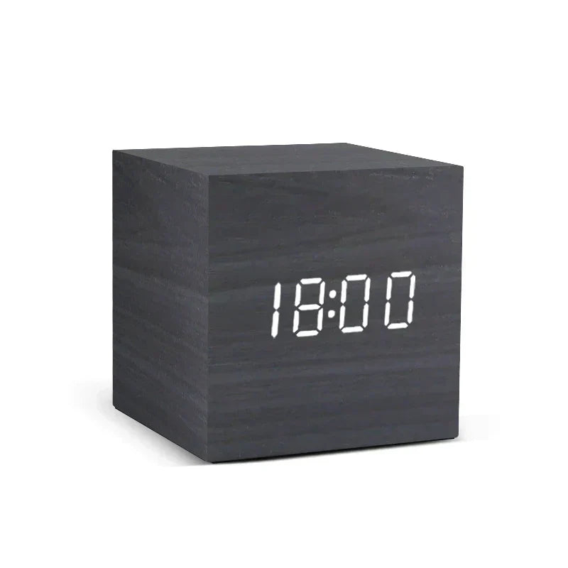 BowLift | Wooden LED alarm clock with temperature display, digital time indication and minimalist design – Perfect for bedroom and office