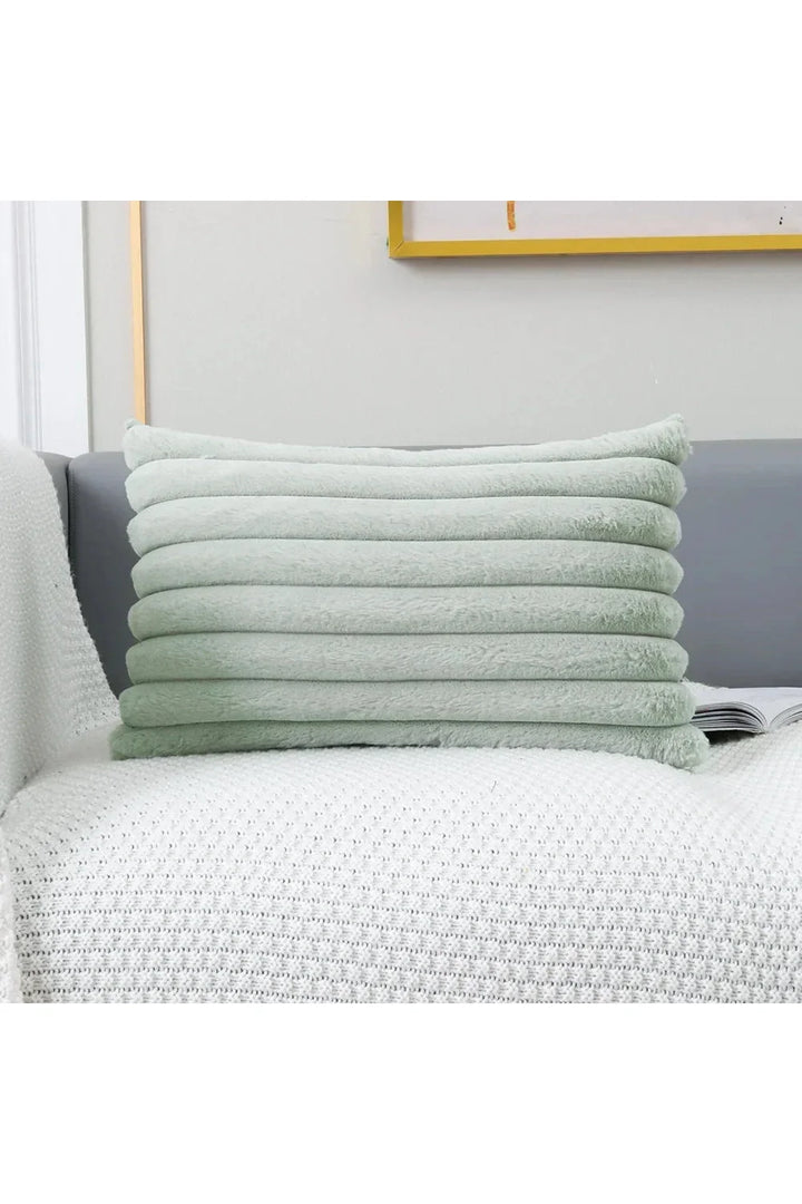 White plush pillow cover | Bowlift