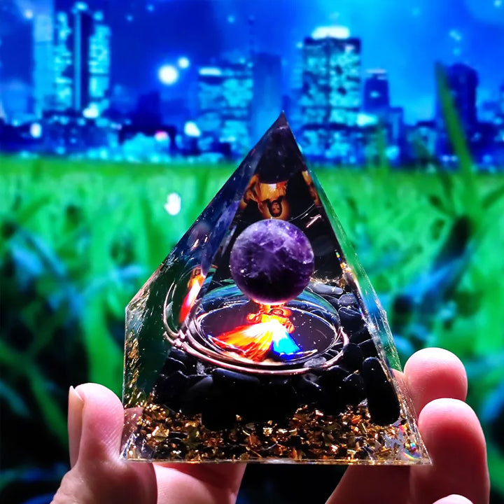 Orgonite Pyramid with Amethyst Pendulum – Energy, Protection and Decoration | Bowlift