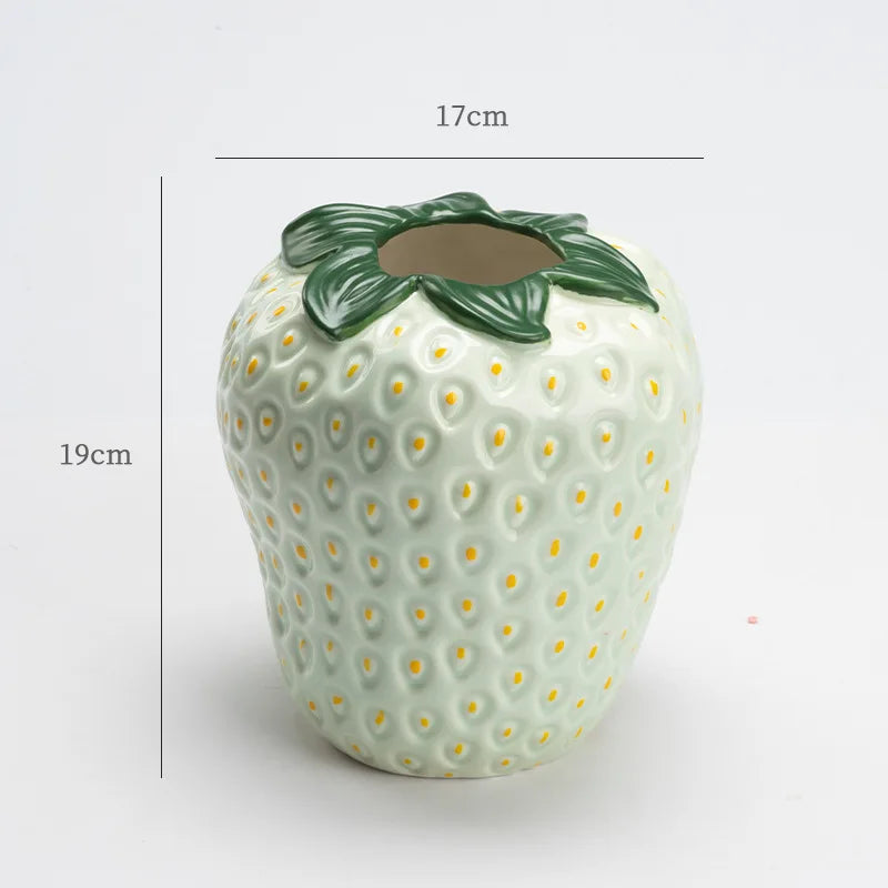 Ugly Strawberry Vase | Bowlift