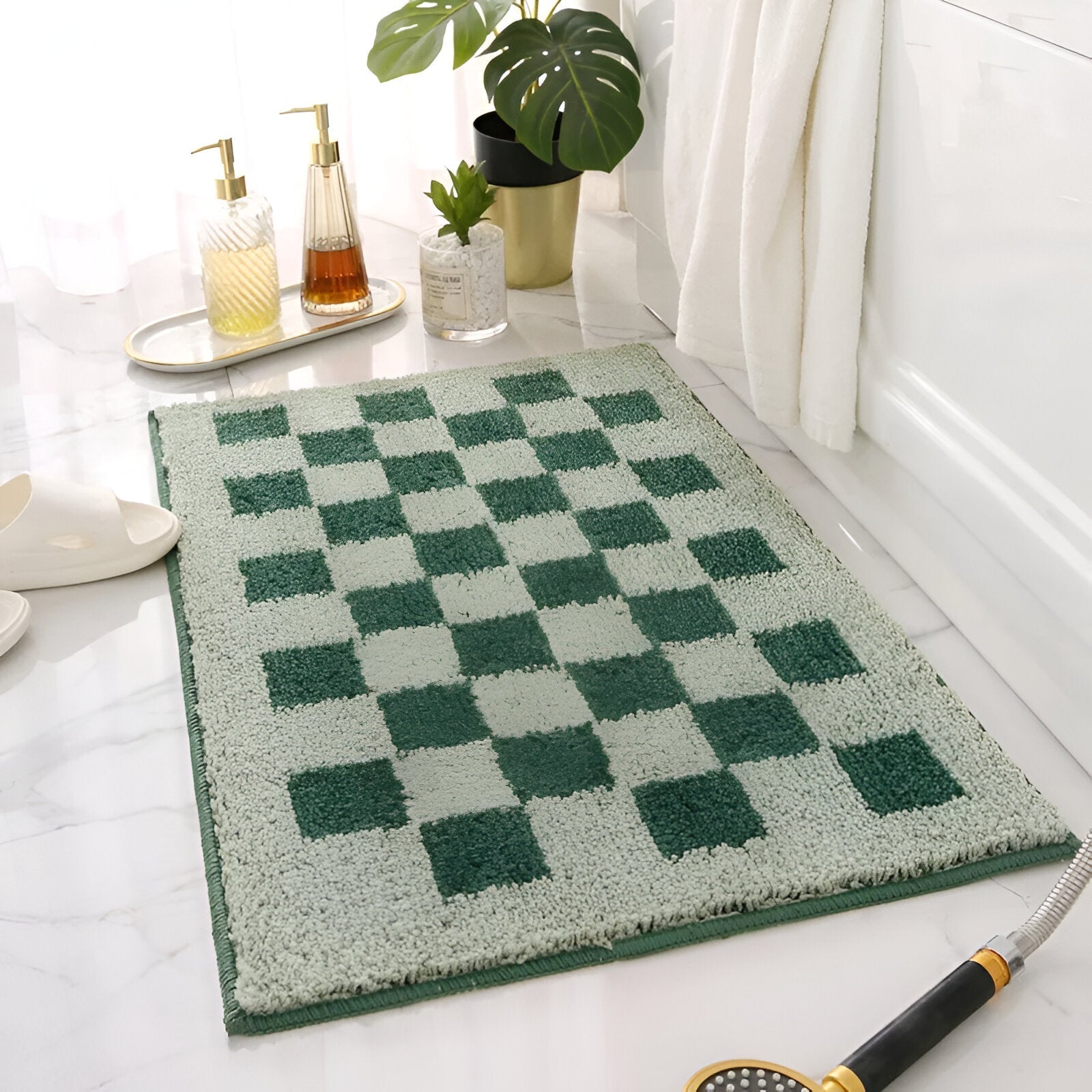 BowLift | Plush Checkered Bath Mat