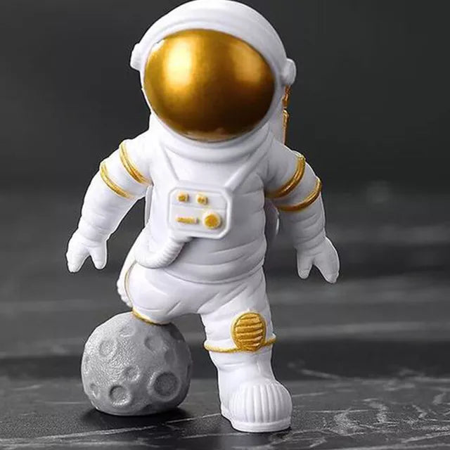 BowLift | Resin Astronaut Figure Statue Space Traveler Sculpture Educational Toy Desk Decoration Astronaut Model For Children Gift
