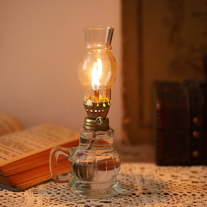 Vintage Kerosene Oil Lamp | Bowlift