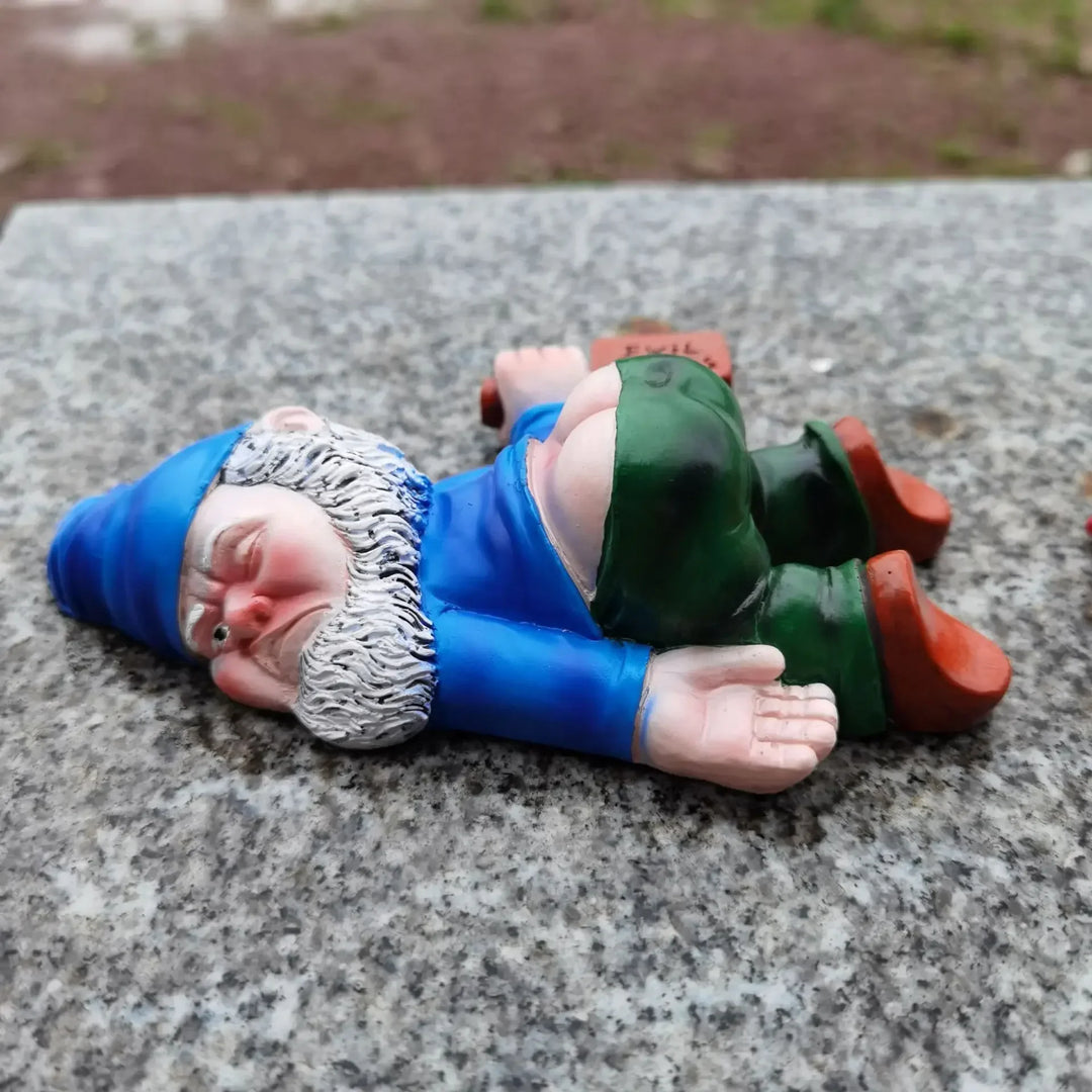 BowLift | Hilarious Drunken Garden Gnome made of Weatherproof Resin for Indoor and Outdoor