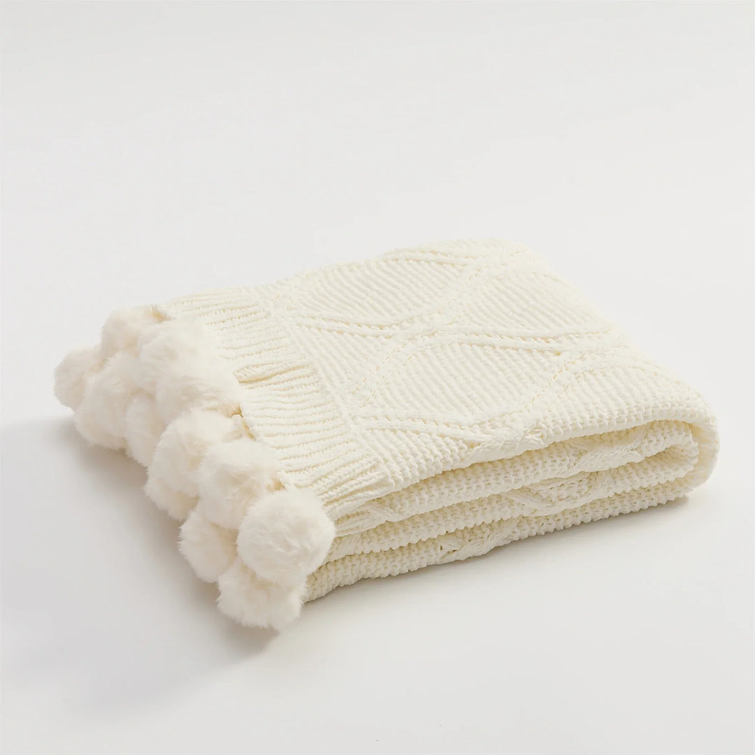 HeartCozy Blanket – Luxe Chenille Blanket with Heart Fringes Bowlift