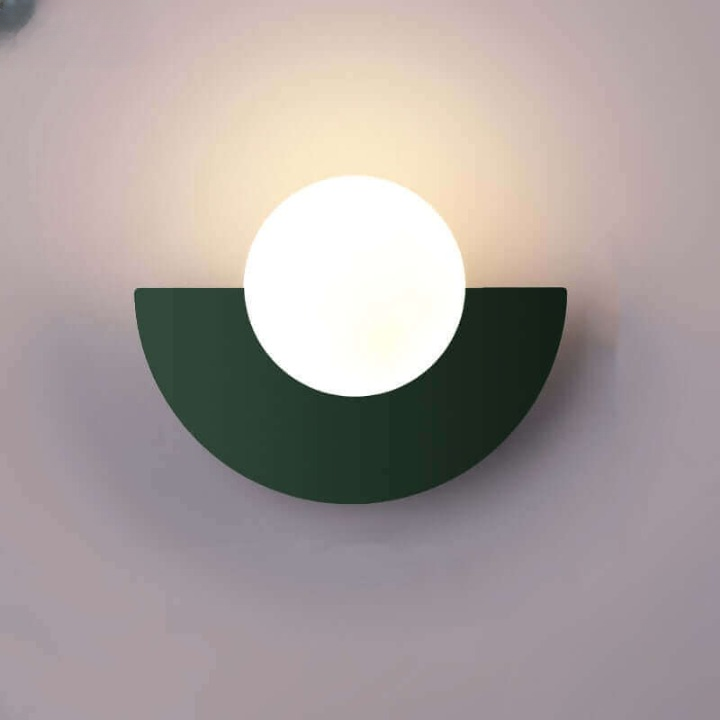 BowLift | Noorderlicht Charm - Halfmoon Wall Lamp of Metal