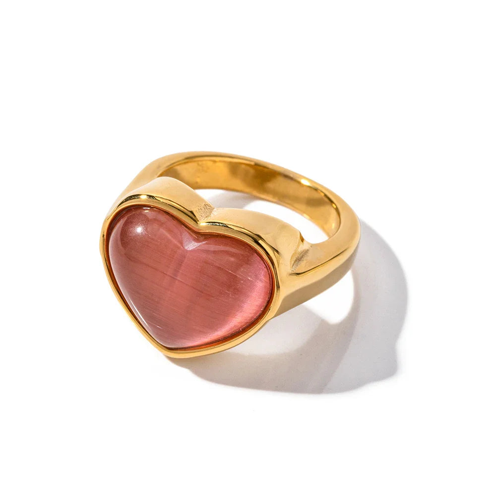 BowLift | Elegant Pink Heart Stone Ring