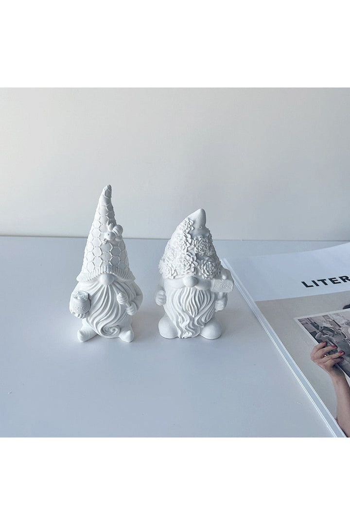 Themed candle shape | Bowlift