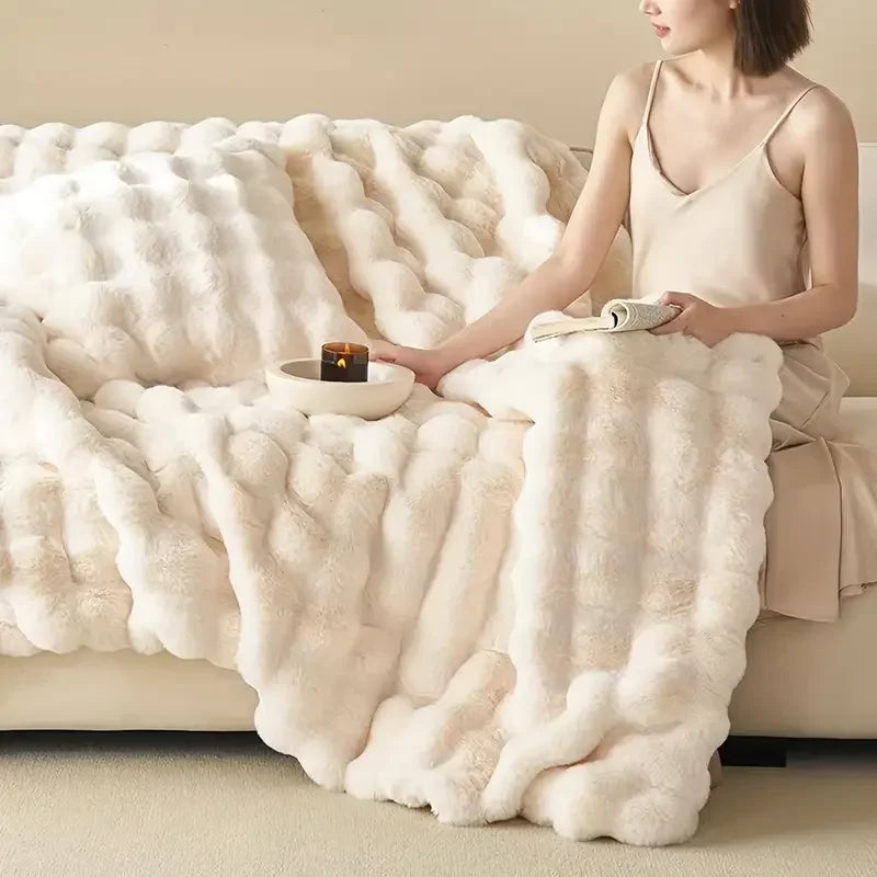 BowLift | PlushCozy | Faux Fur Winter Blanket