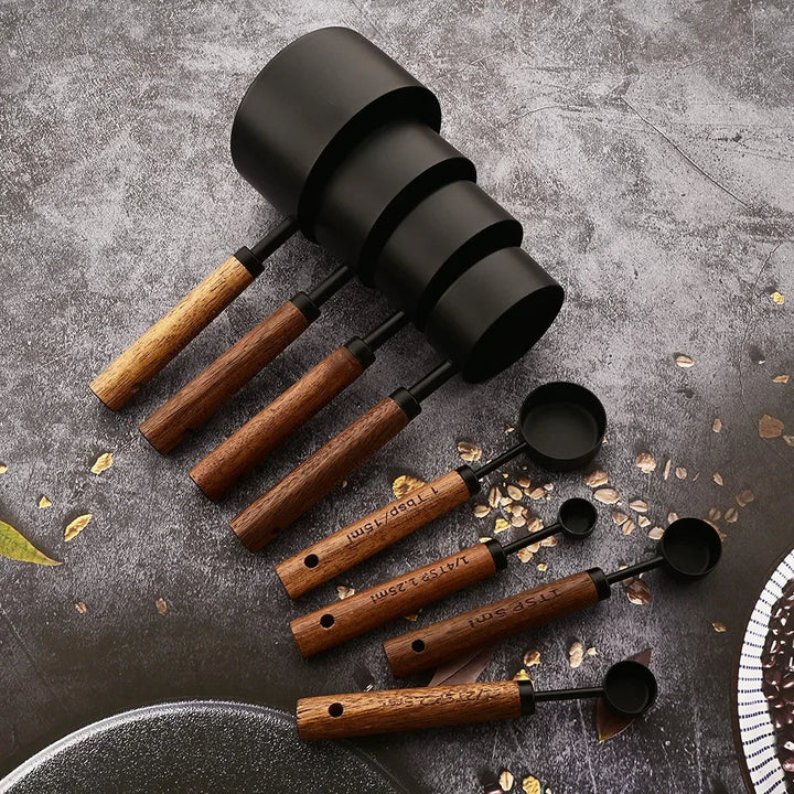 MeasureWood Measuring Spoons and Measuring Cups Set Stainless Steel Oak Wood 8-piece | Bowlift